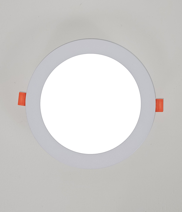 로안 매입다운라이트 리모컨 디밍, 색변환 (타공 75 3인치 8W / 타공 150 6인치 15W)